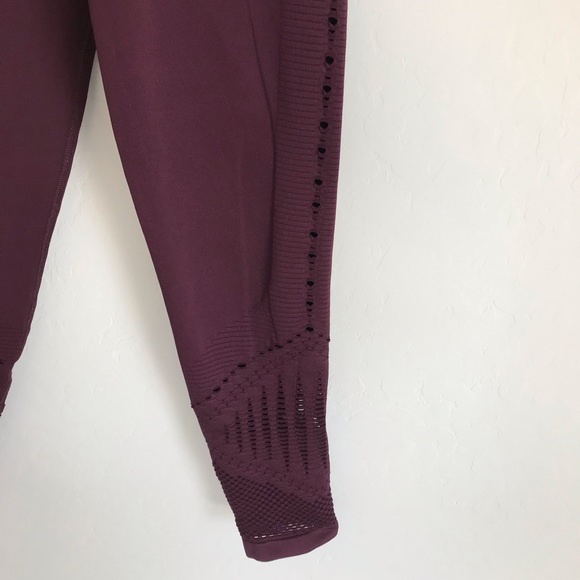 Athleta High Waist Halasana Seamless Leggings XS - Picture 3 of 6